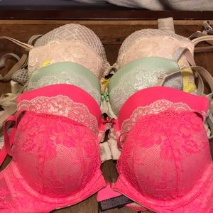 Victoria’s Secret Bra’s